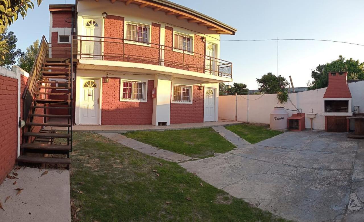 Hospedaje Bahuinias II Federacion Bagian luar foto